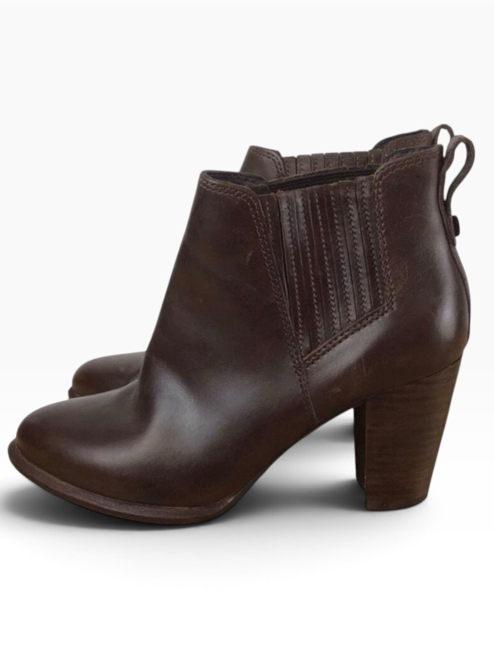Ugg brown leather ankle heeled boots size 5.5